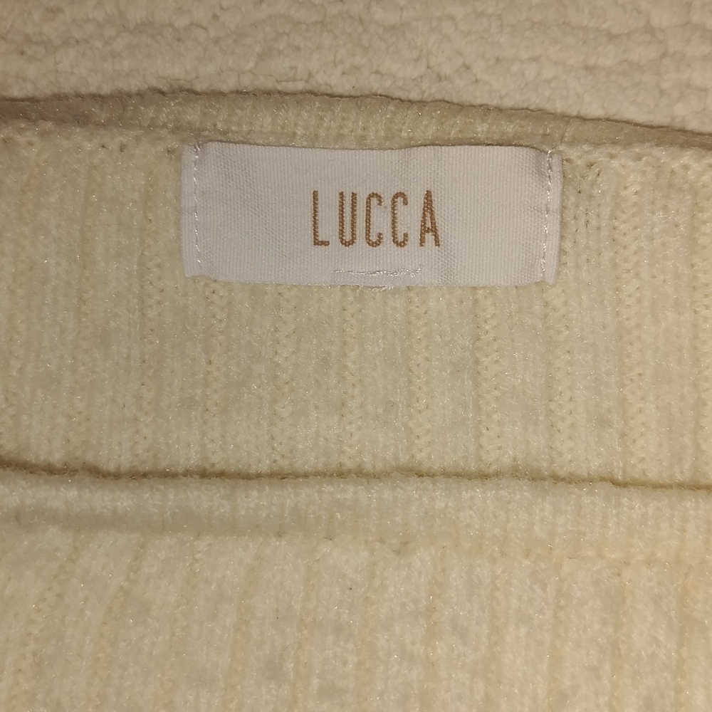 Sweater - Picture 3 of 4